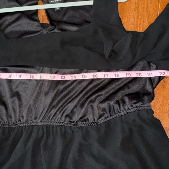 Torrid Two Tiered Black Cocktail, Party, Holiday, dress Plus Size 3 - Picture 7 of 11